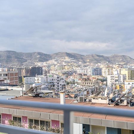 Miku Apartments-Luxury City View At Wilson Square Тирана Экстерьер фото